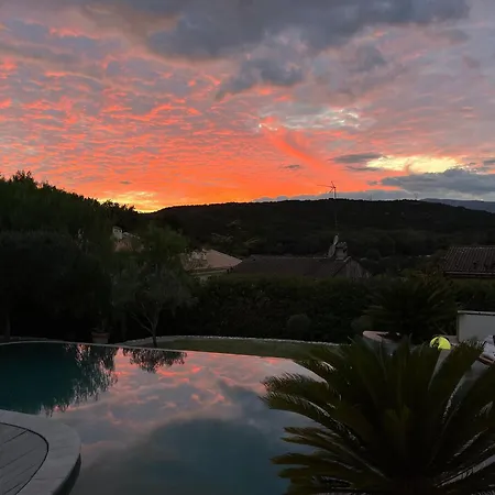 Indépendante Dans Maison Villeneuve-Loubet