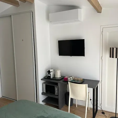 Indépendante Dans Maison 3*