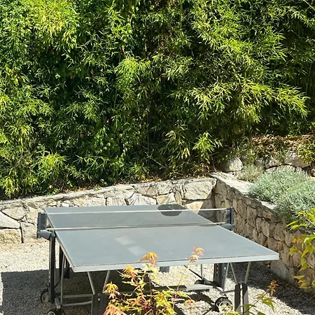 Pensión Indépendante Dans Maison Villeneuve-Loubet